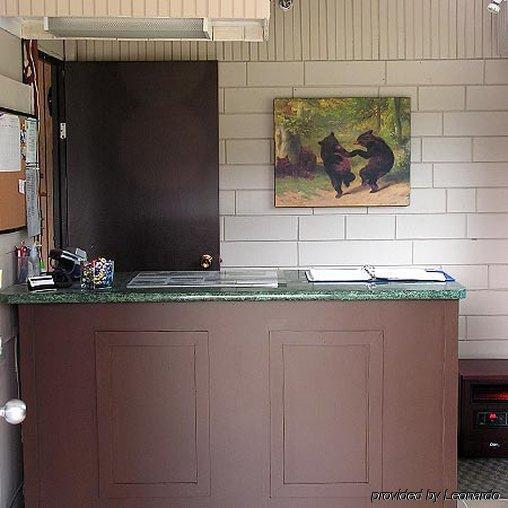 Bell Mountain Motel Mcbride ภายนอก รูปภาพ