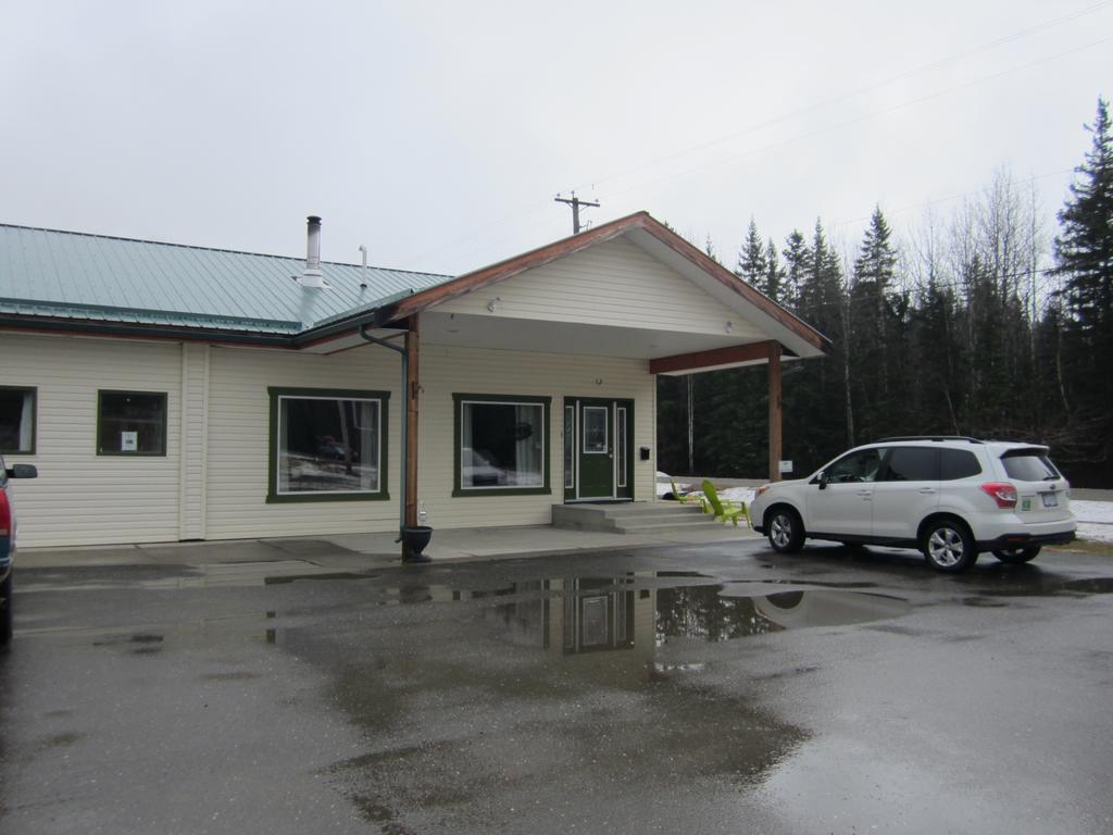 Bell Mountain Motel Mcbride ภายนอก รูปภาพ