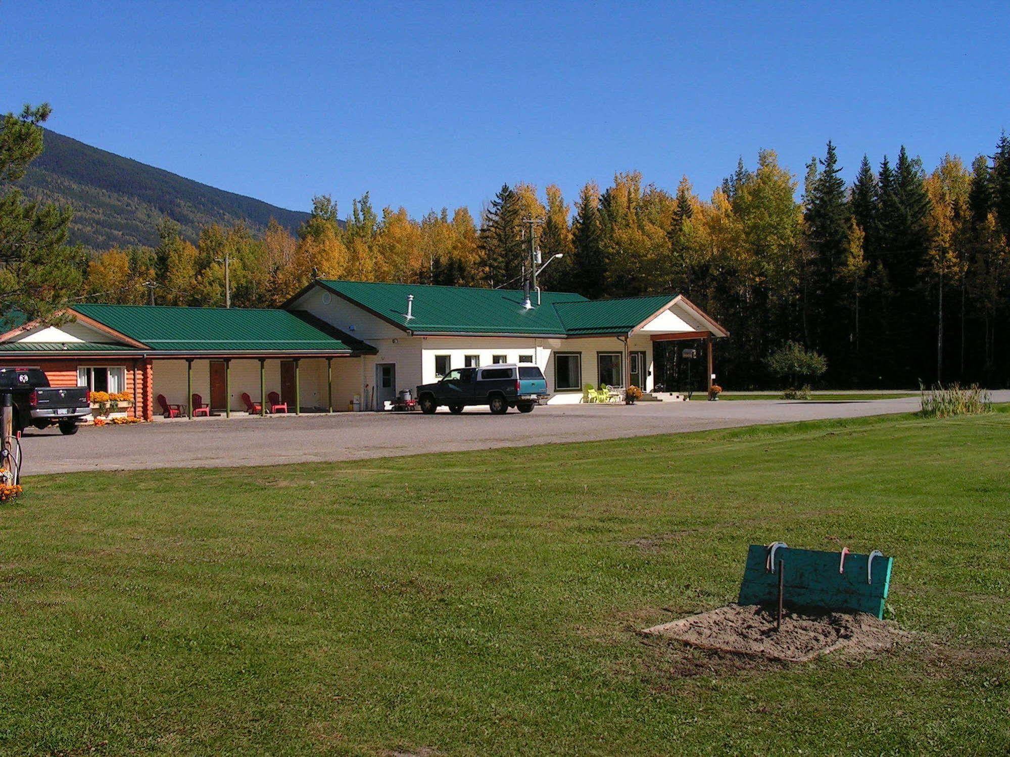 Bell Mountain Motel Mcbride ภายนอก รูปภาพ